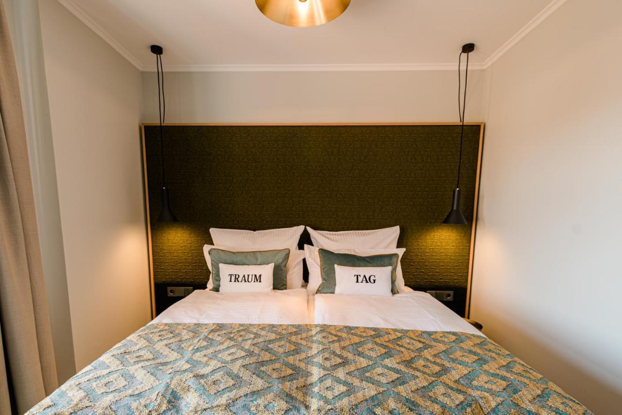 Weinhotel Freylich Zahn ไฟรบวร์ก ภายนอก รูปภาพ