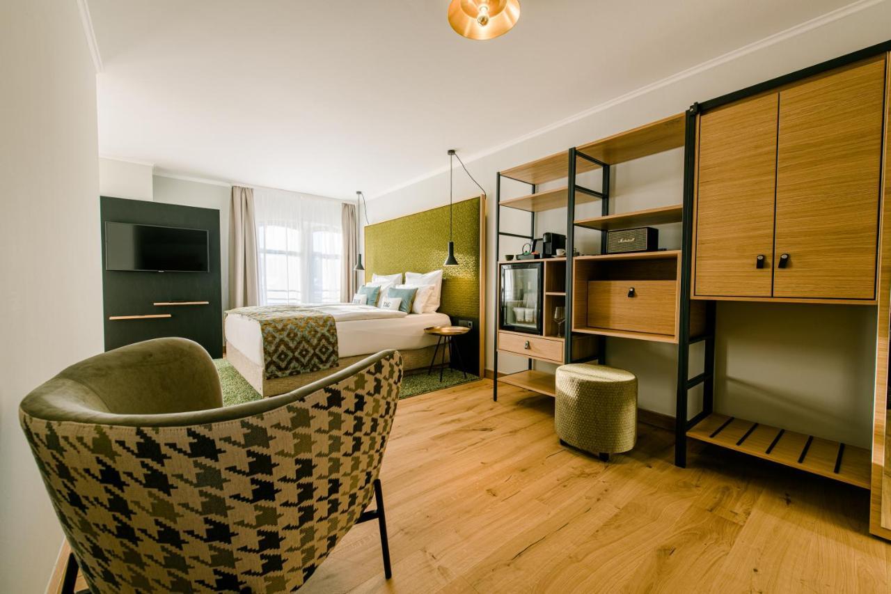 Weinhotel Freylich Zahn ไฟรบวร์ก ภายนอก รูปภาพ