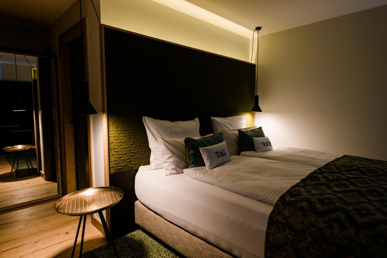 Weinhotel Freylich Zahn ไฟรบวร์ก ภายนอก รูปภาพ