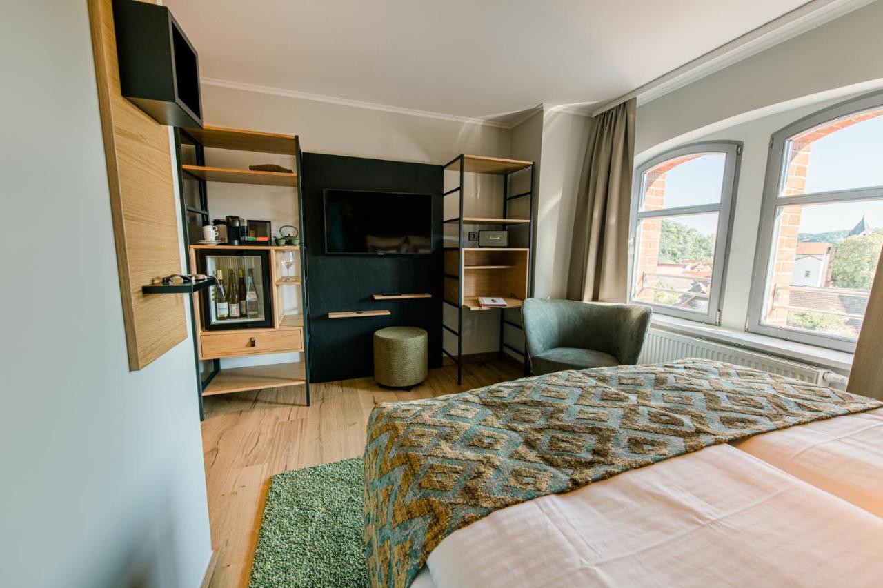 Weinhotel Freylich Zahn ไฟรบวร์ก ภายนอก รูปภาพ